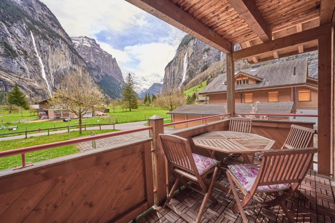 Photo of Patio Balcony in Lauterbrunnen