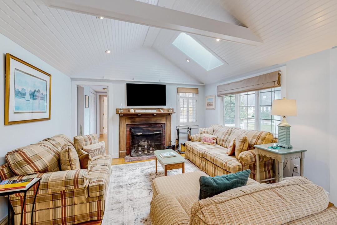 Photo of Others in West Hyannisport