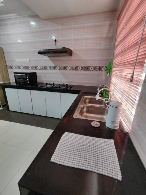 Photo of Kitchen in Kampung Changkat Karah
