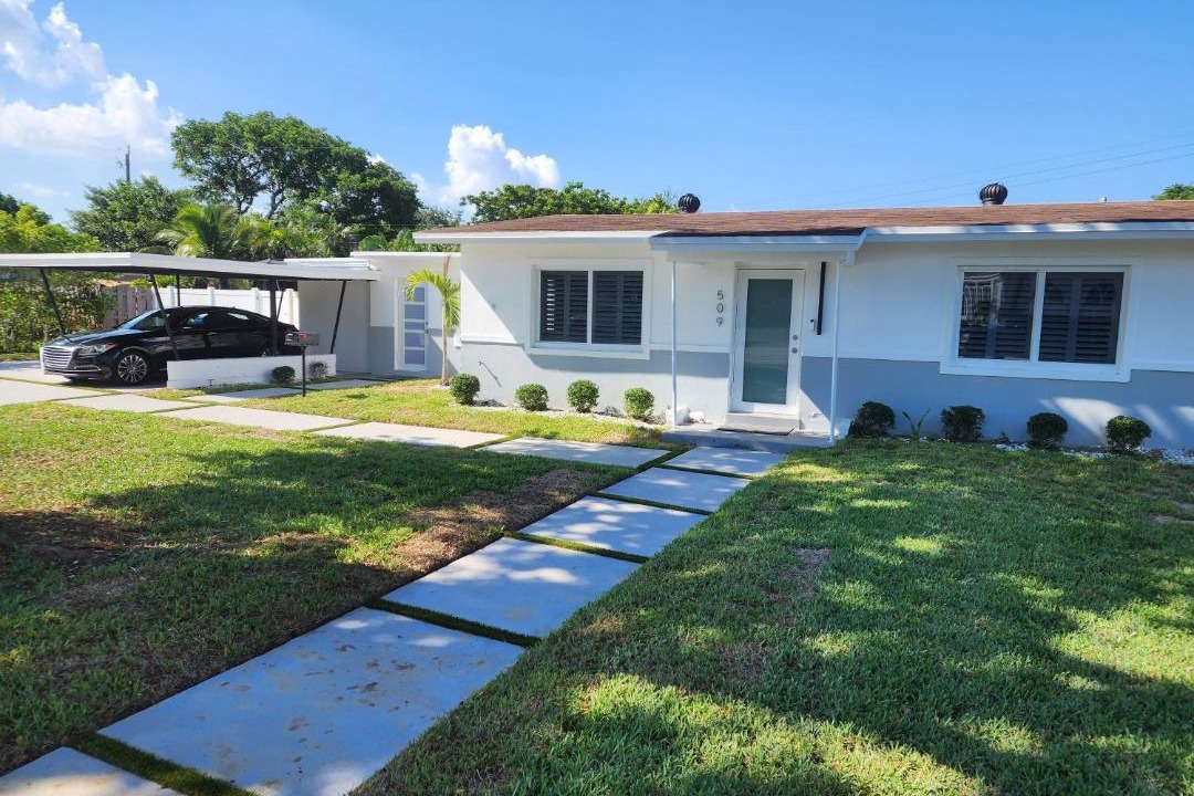 Photo of Others in Wilton Manors