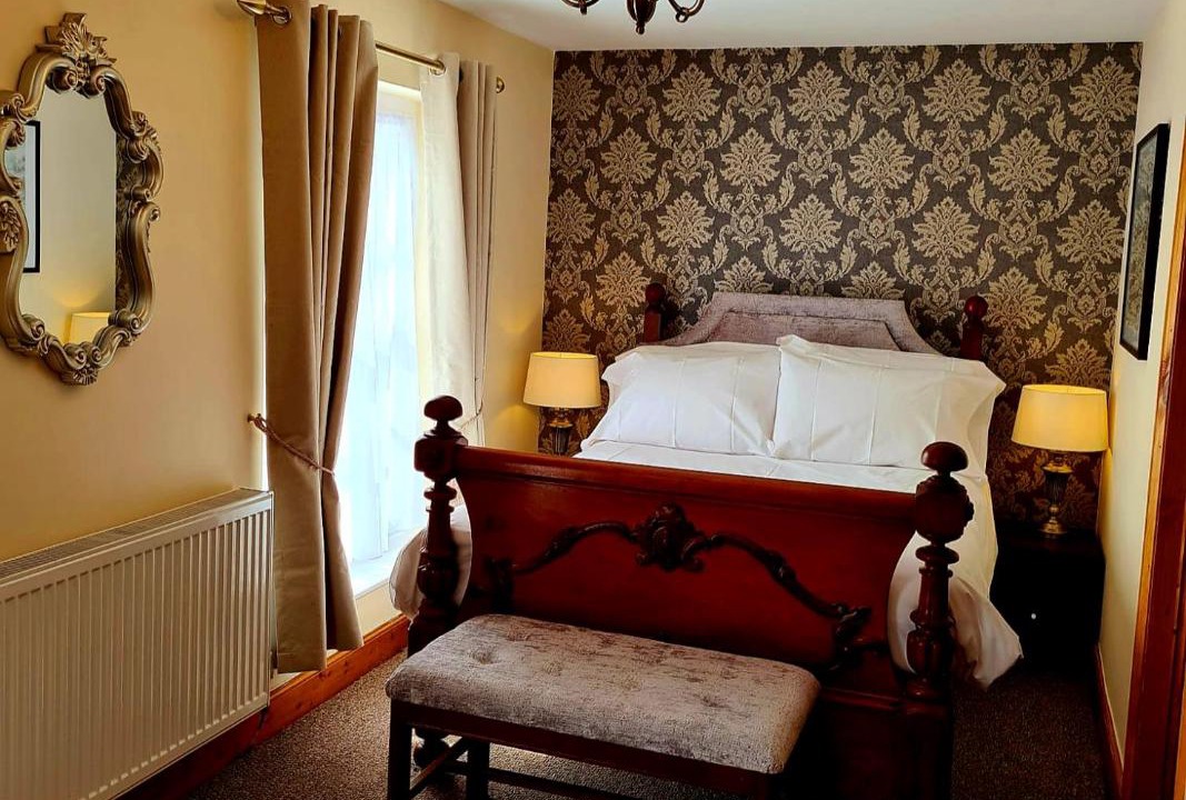 Photo of Others in Worth