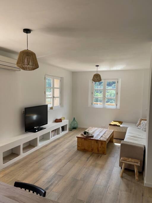 Photo of Others in Guillaumes