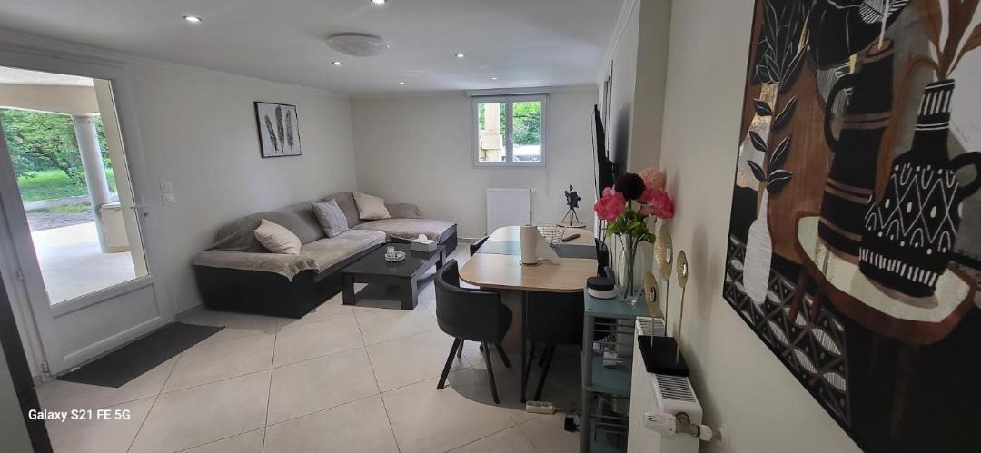 Photo of Others in Bassens