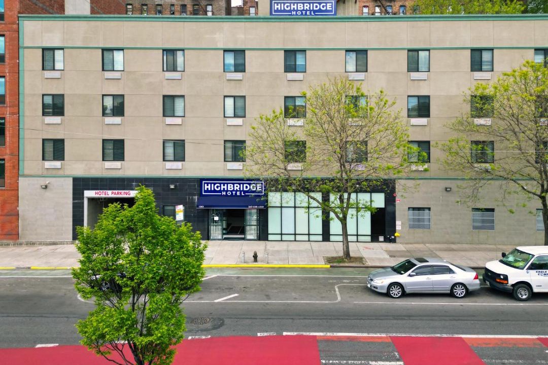 Photo of Others in Highbridge