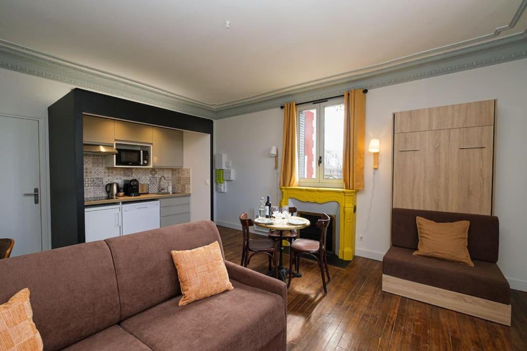 Photo of Livingroom in Quincy-Voisins
