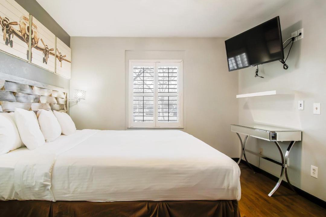 Photo of Bedroom in McClellan