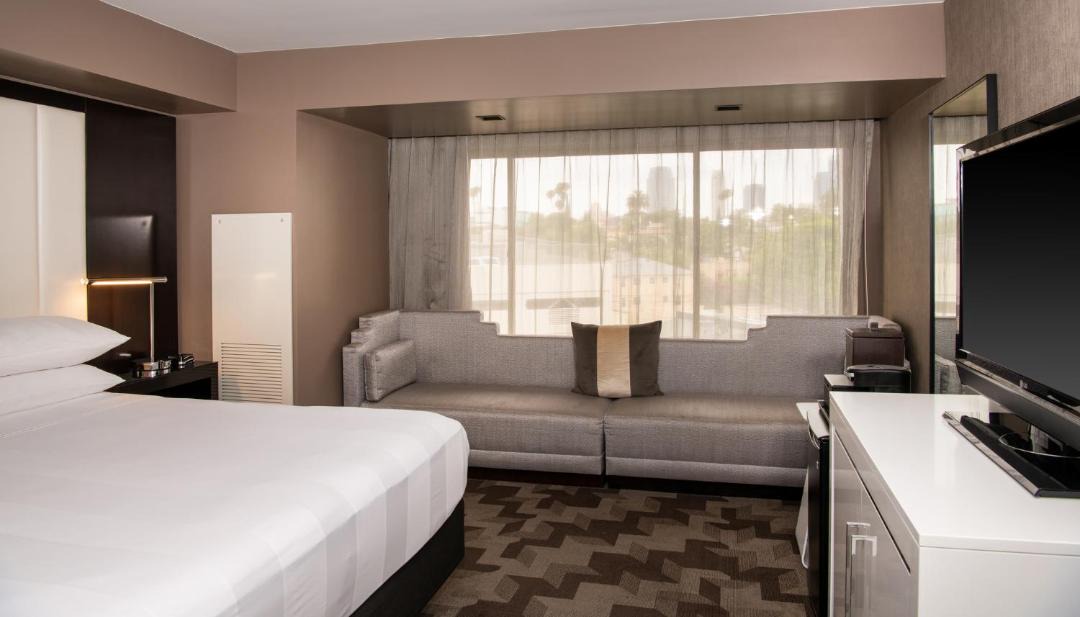 Photo of Bedroom in Pico - Robertson