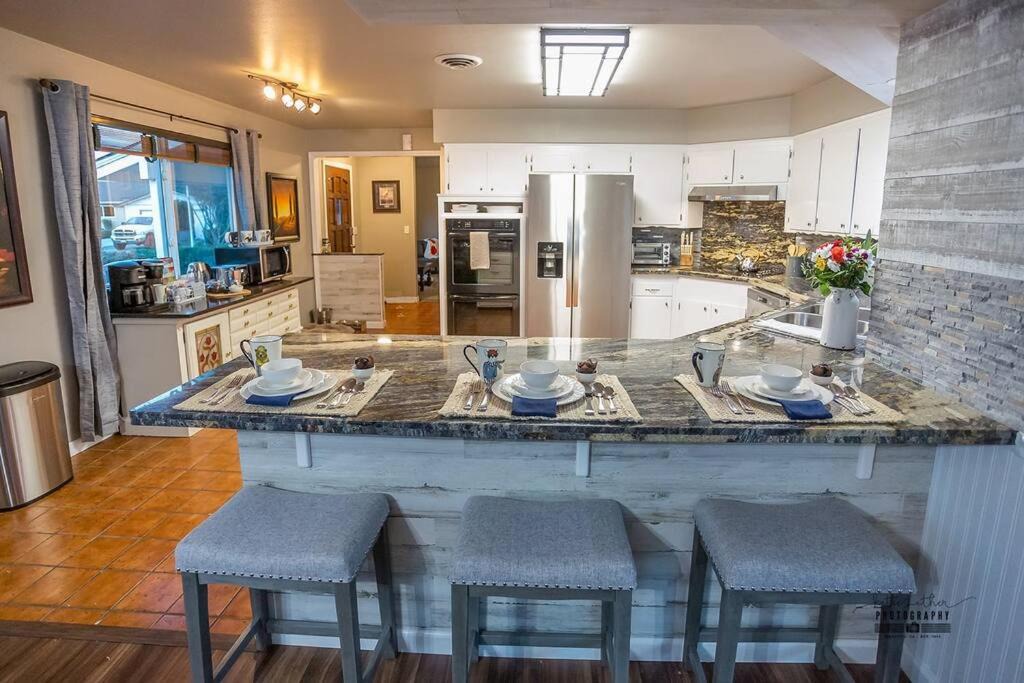 Photo of Others in Redding