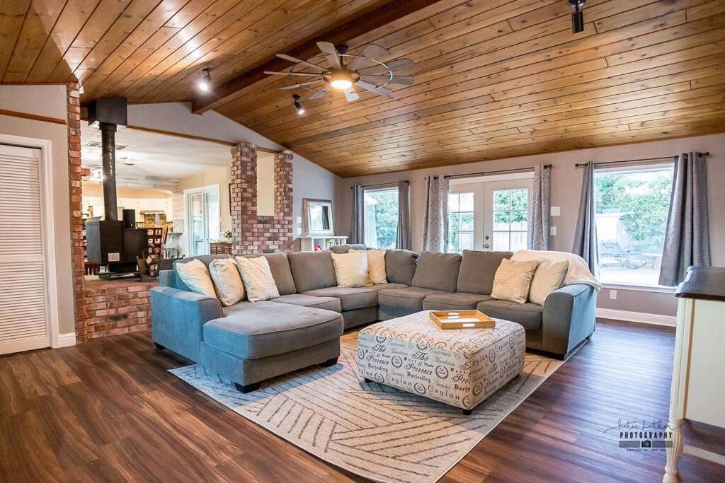 Photo of Others in Redding