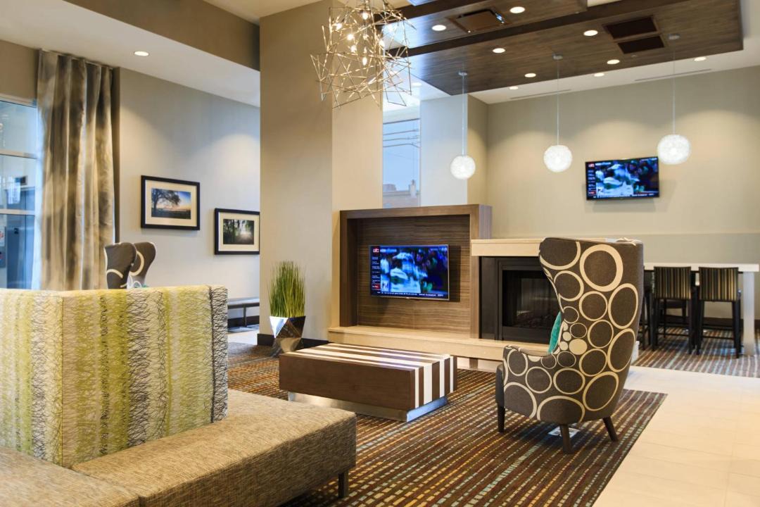 Photo of Livingroom in Music Row