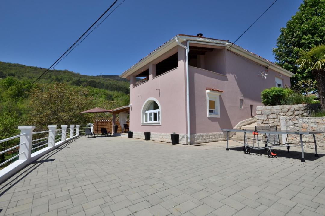 Photo of Buildings in Sveta Jelena