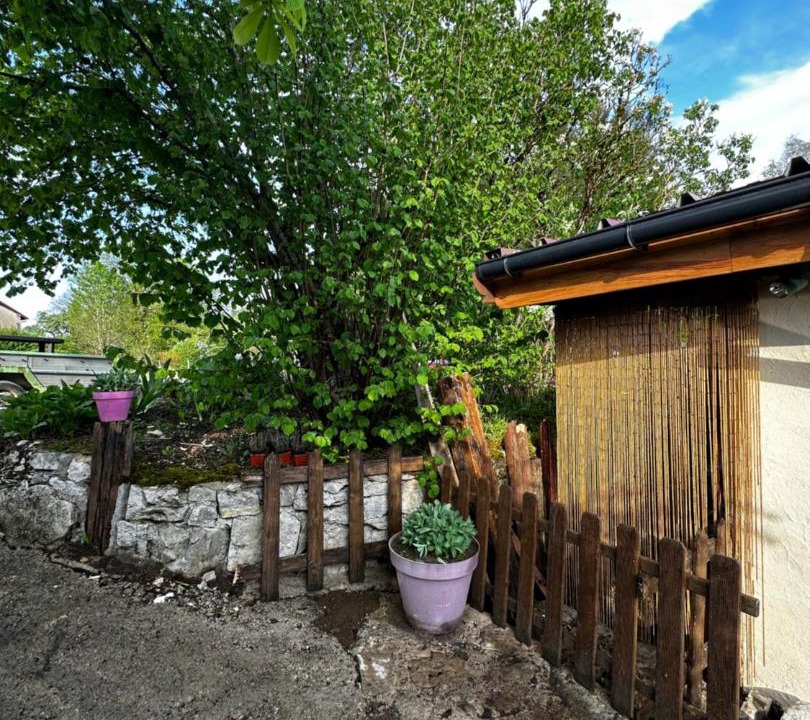 Photo of Others in Monnet-la-Ville