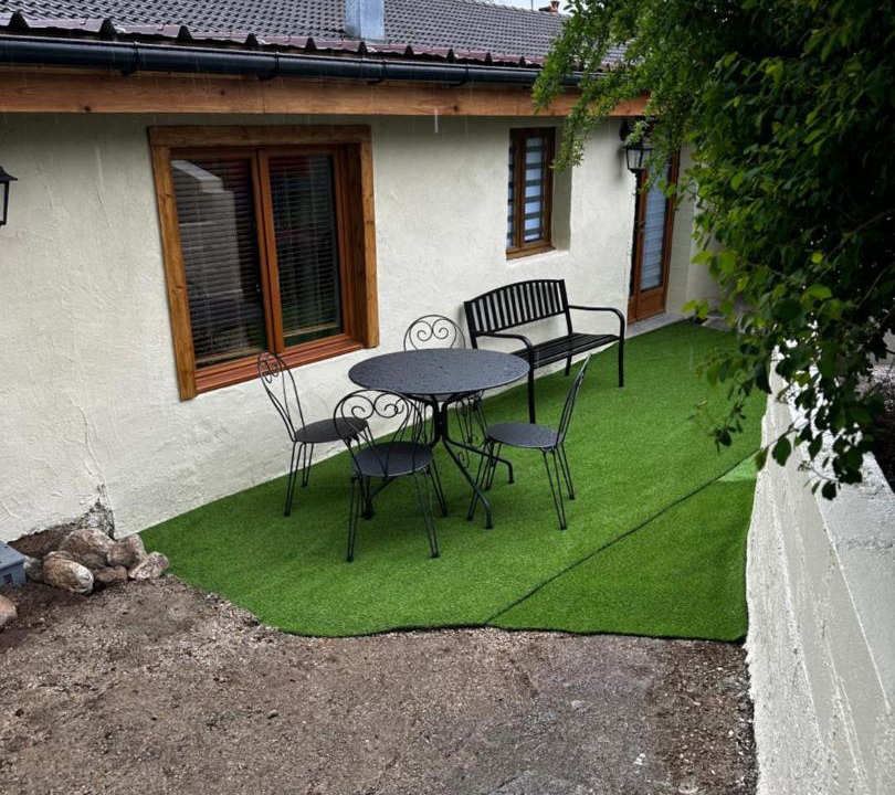 Photo of Buildings in Monnet-la-Ville