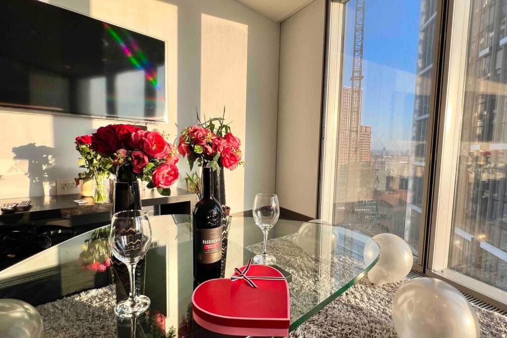 Photo of Others in Nine Elms