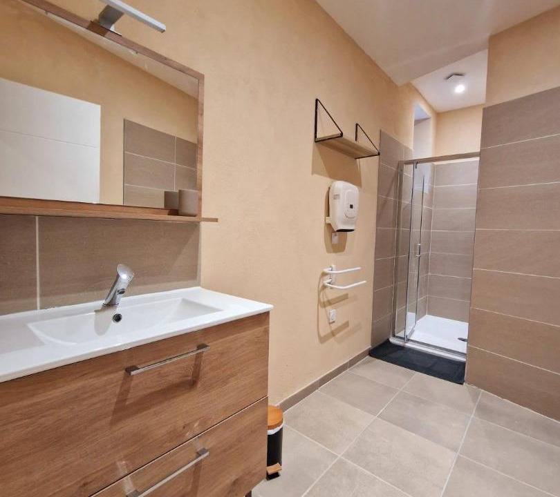 Photo of Bathroom in Saint-Chinian