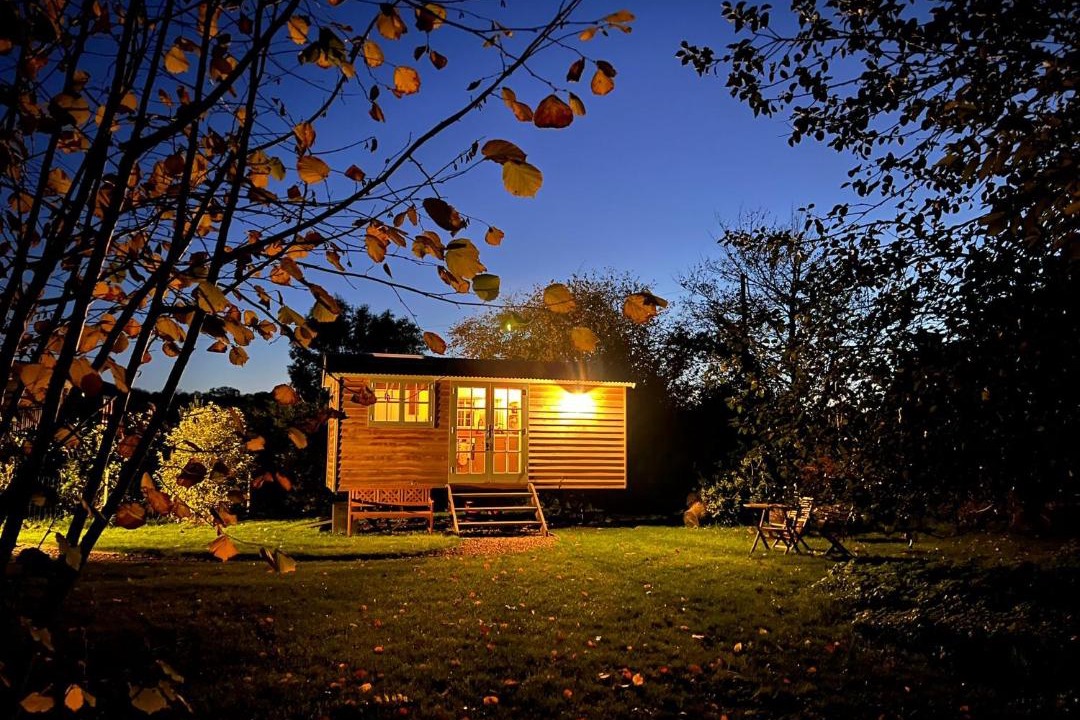 Photo of Others in Alton Barnes