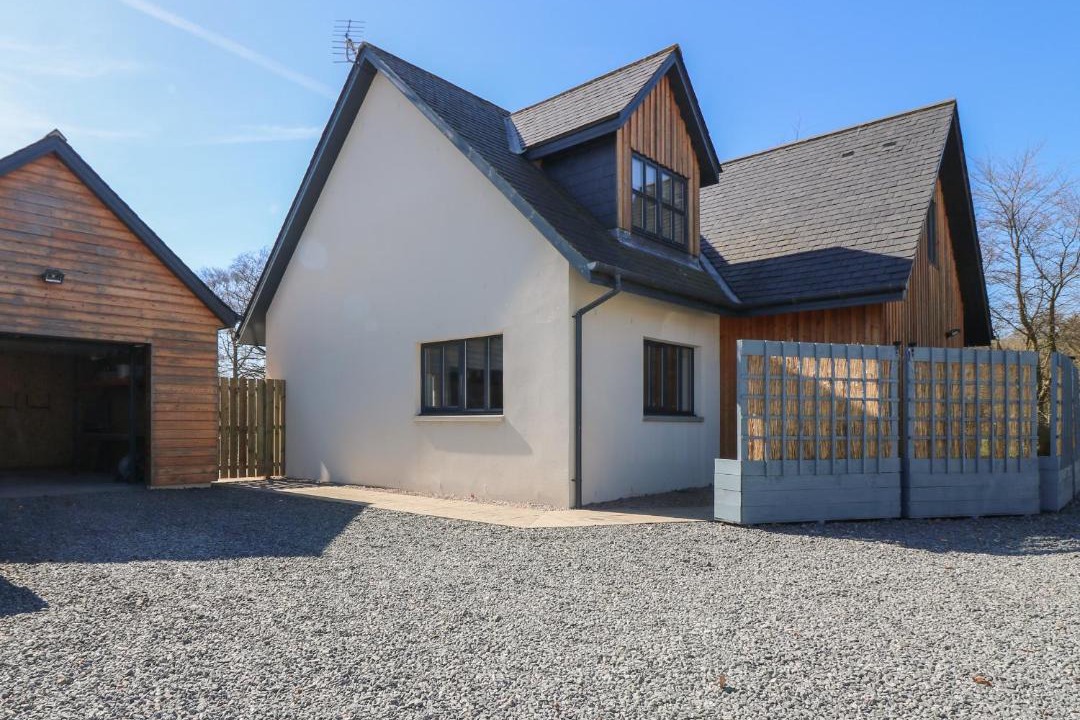 Photo of Others in Ellon