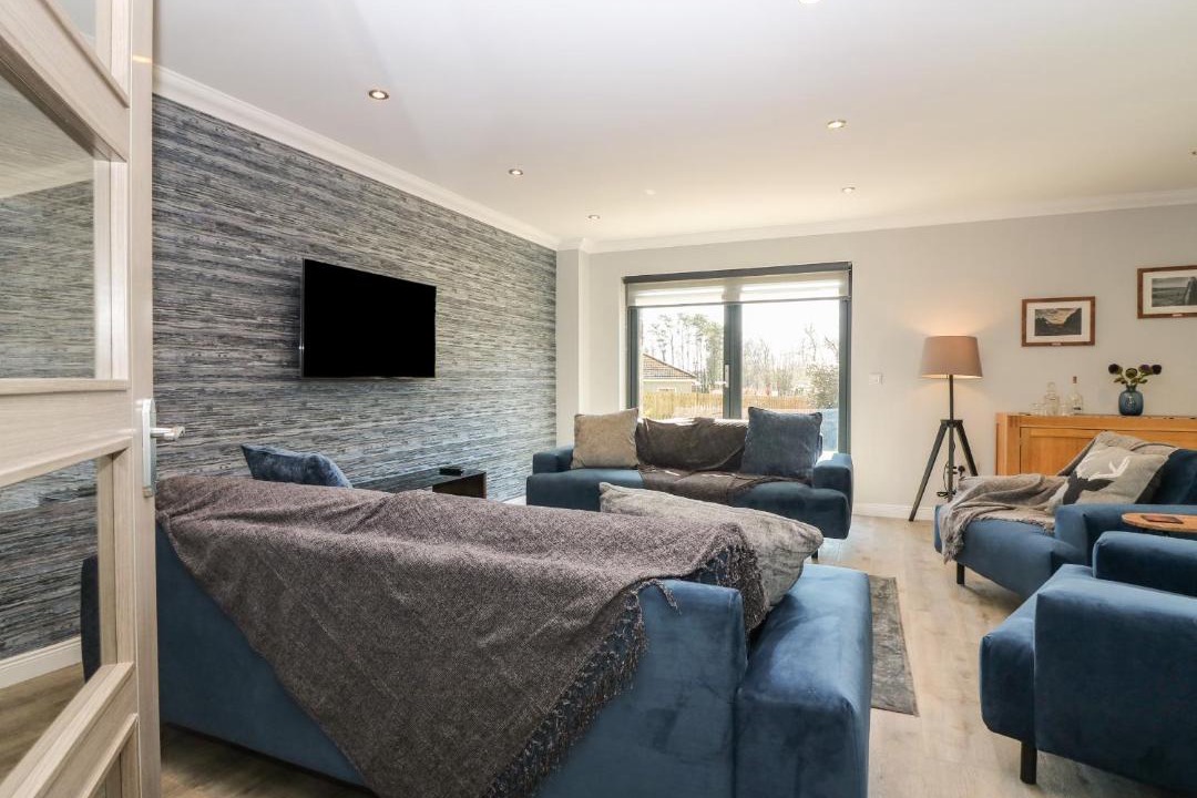 Photo of Others in Ellon