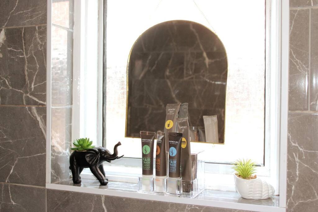 Photo of Others in Eltham West