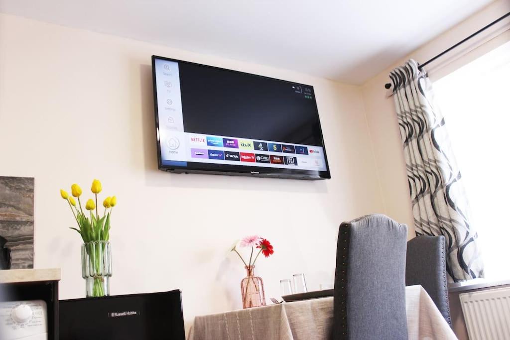 Photo of Livingroom in Eltham West