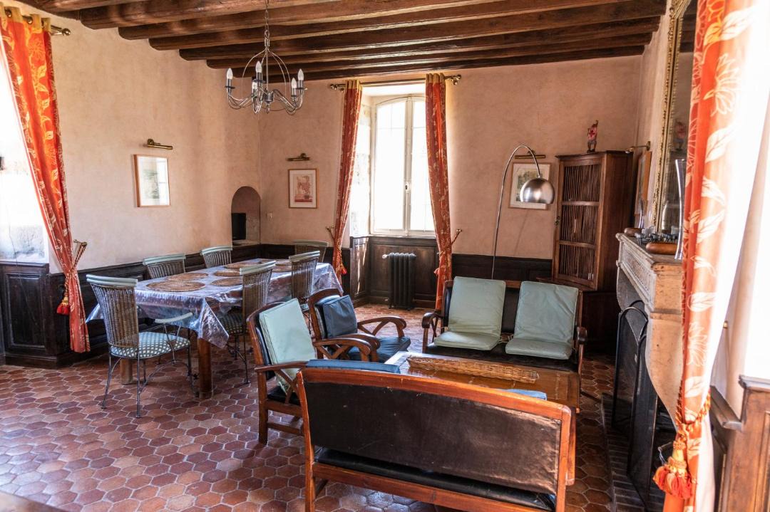 Photo of Others in Asquins