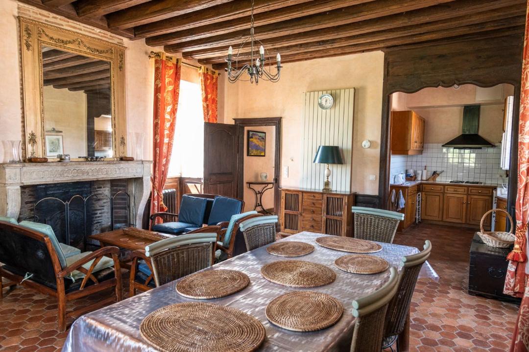 Photo of Others in Asquins