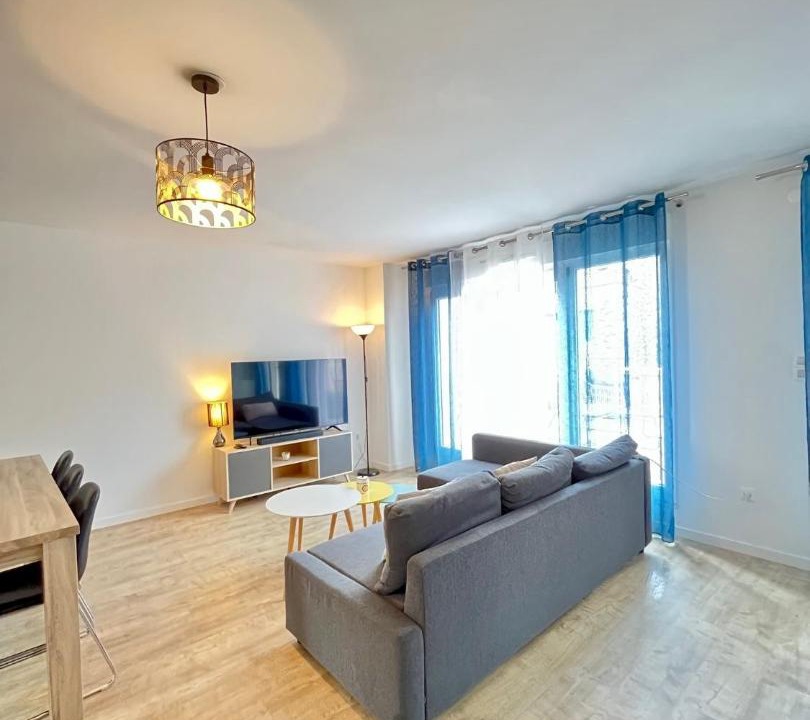 Photo of Livingroom in Bezannes