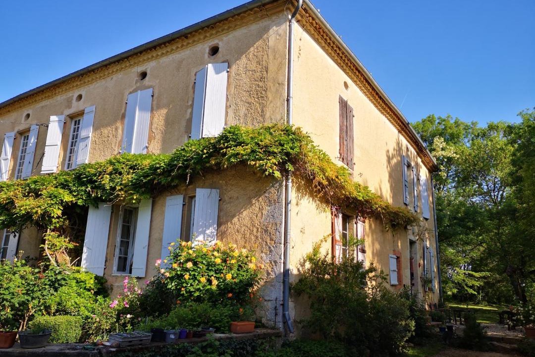 Photo of Others in Lagardere