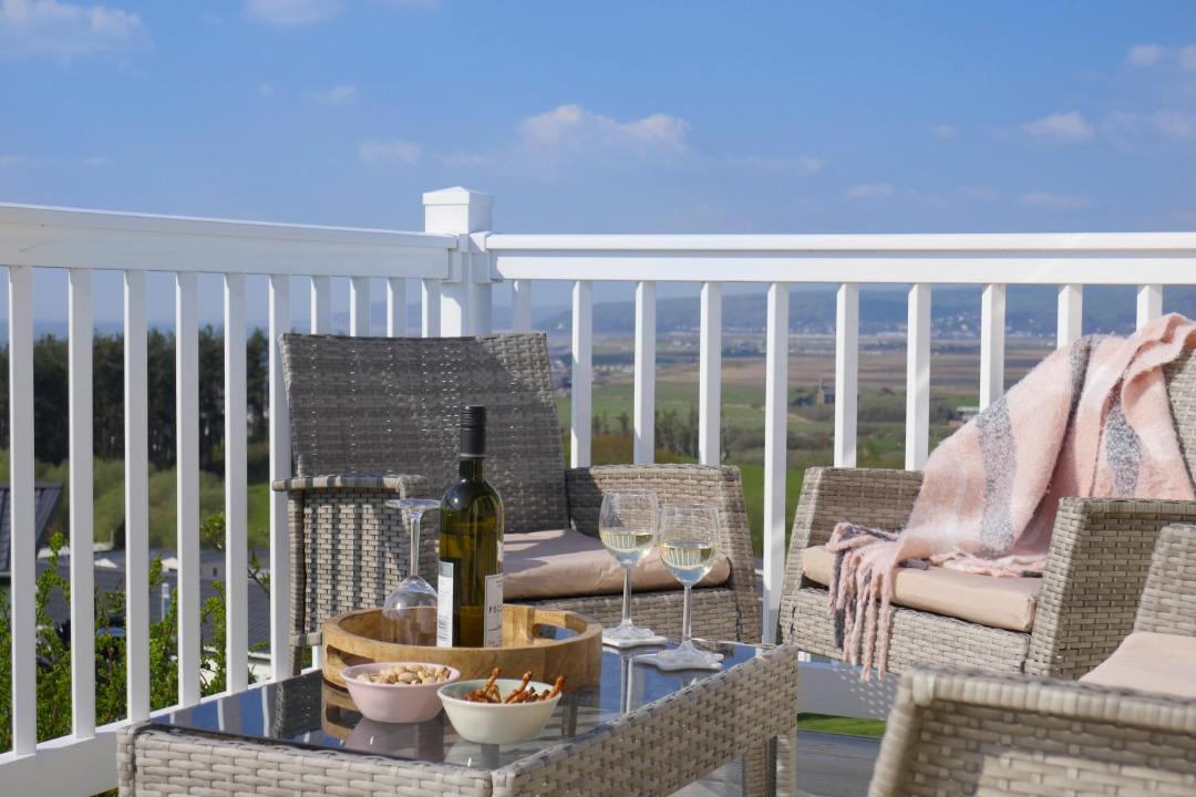 Photo of Others in Borth