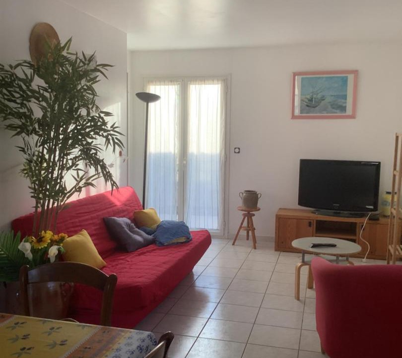 Photo of Livingroom in Roujan