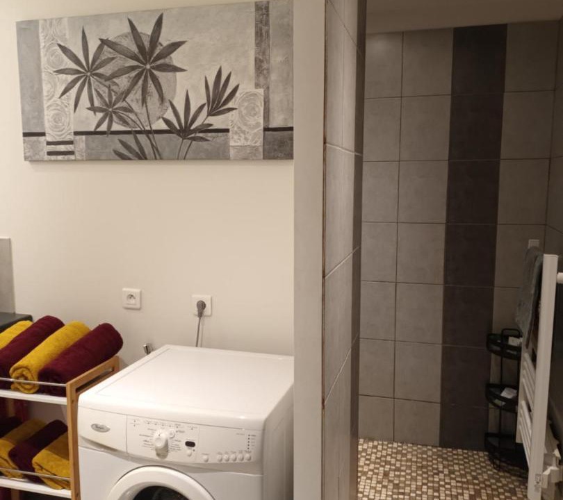 Photo of Others in Gripport