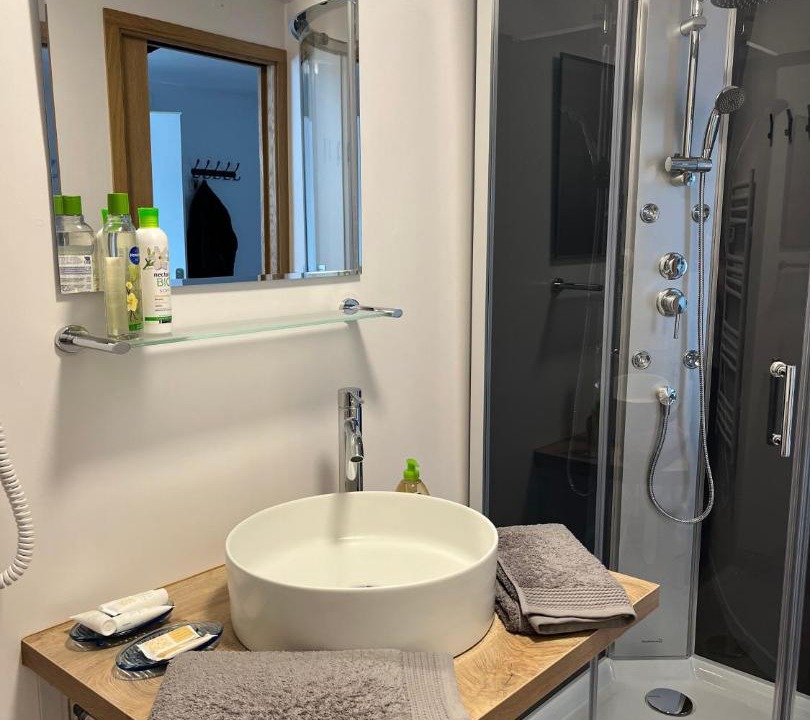 Photo of Bathroom in La Tour-du-Pin