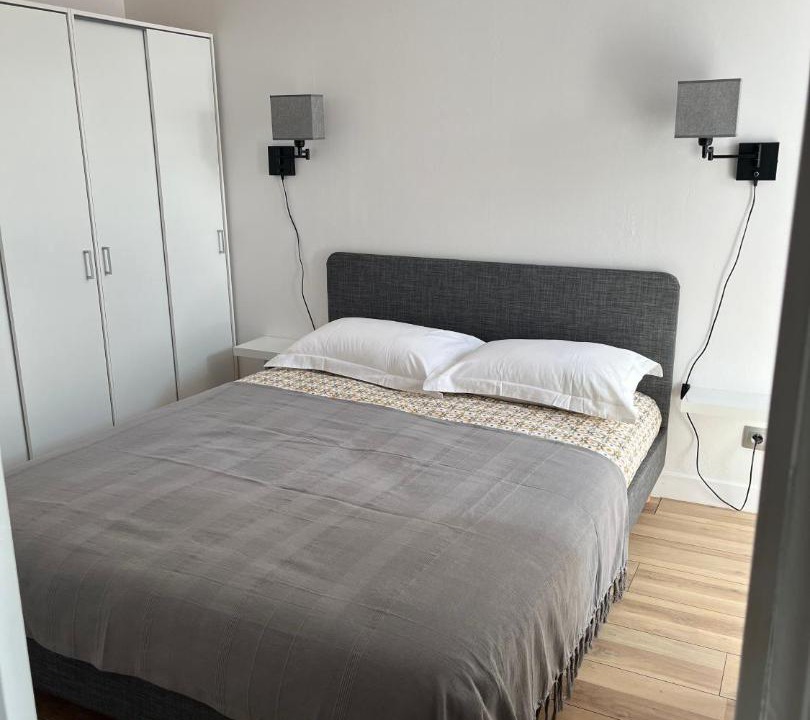 Photo of Bedroom in La Tour-du-Pin
