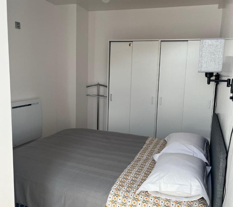Photo of Bedroom in La Tour-du-Pin