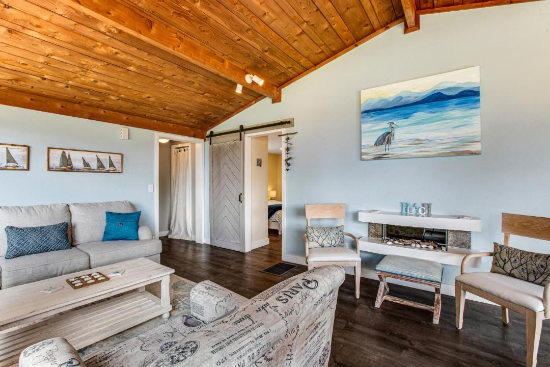 Photo of Others in Freeland