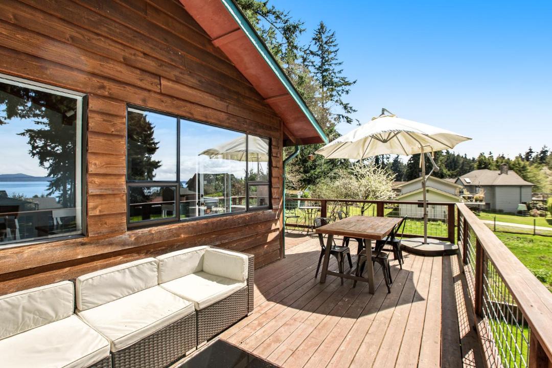 Photo of Others in Freeland