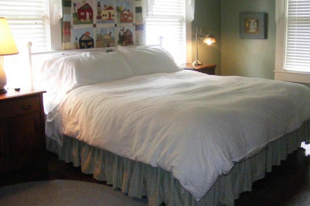 Photo of Bedroom in Glen Rose