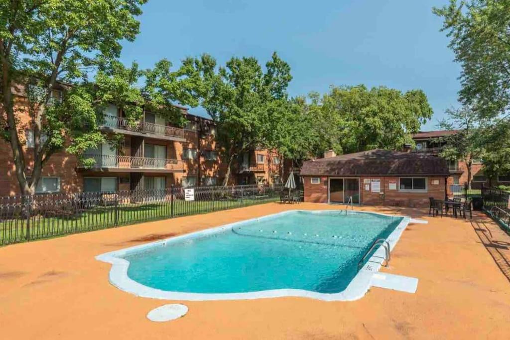 Photo of Others in Lansing