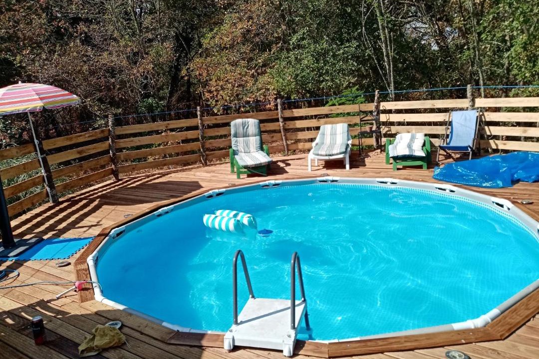 Photo of Others in Callen