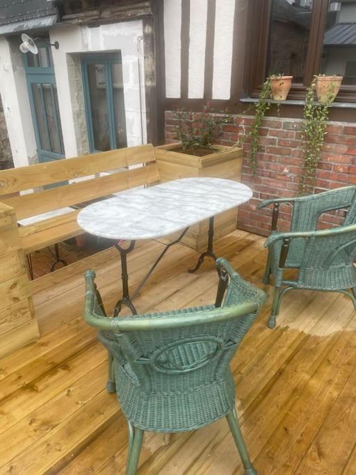 Photo of Patio Balcony in Pont-Audemer