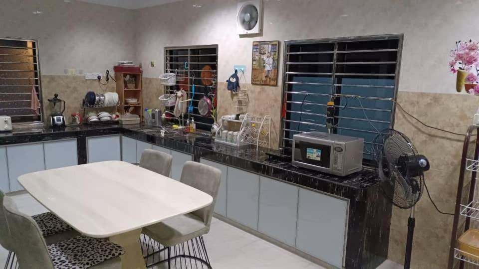 Photo of Kitchen in Taman Pantai Dickson