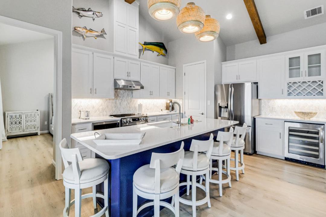 Photo of Kitchen in City-by-the Sea