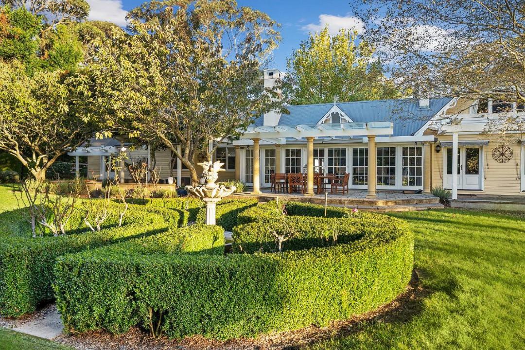 Photo of Buildings in Berrima