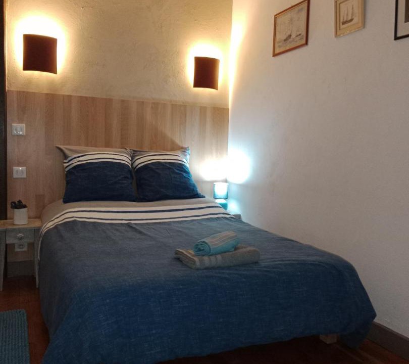 Photo of Bedroom in Mailhac-sur-Benaize