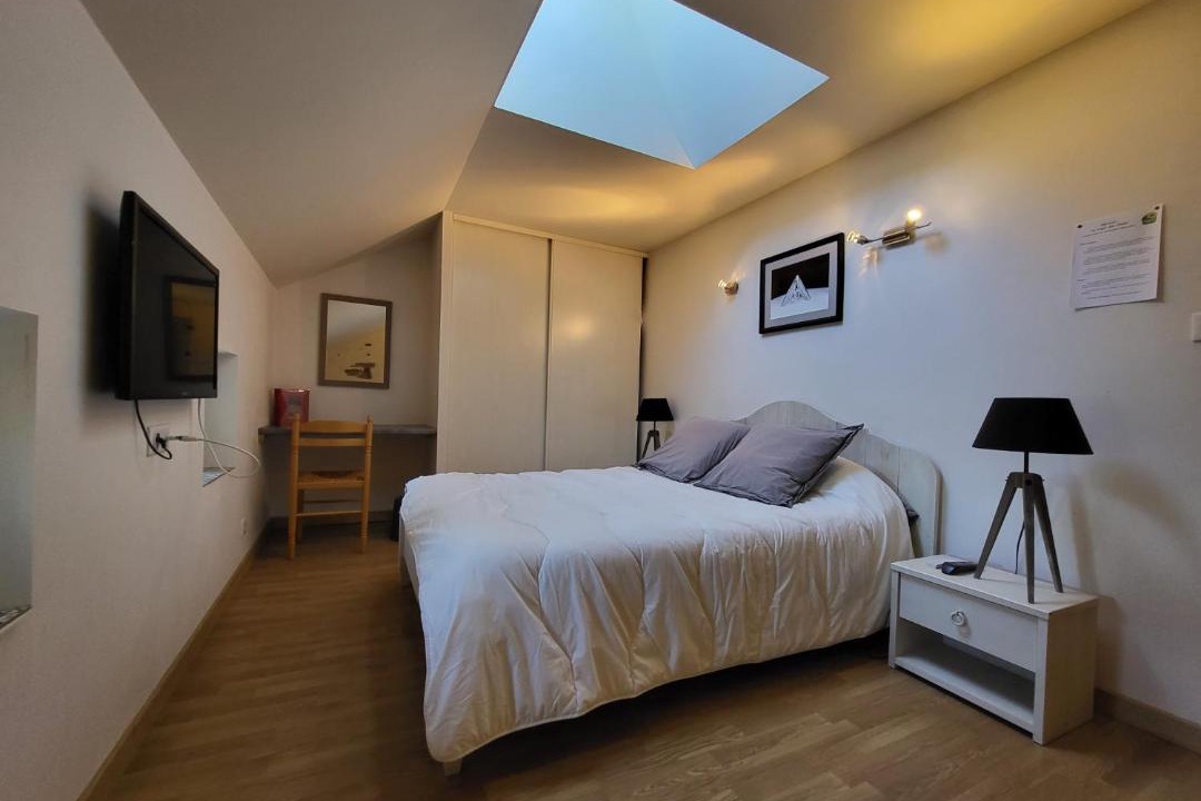 Photo of Bedroom in Saint-Hilaire-du-Bois