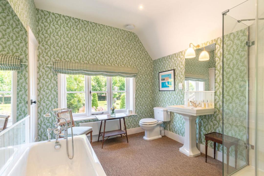 Photo of Others in Waddesdon