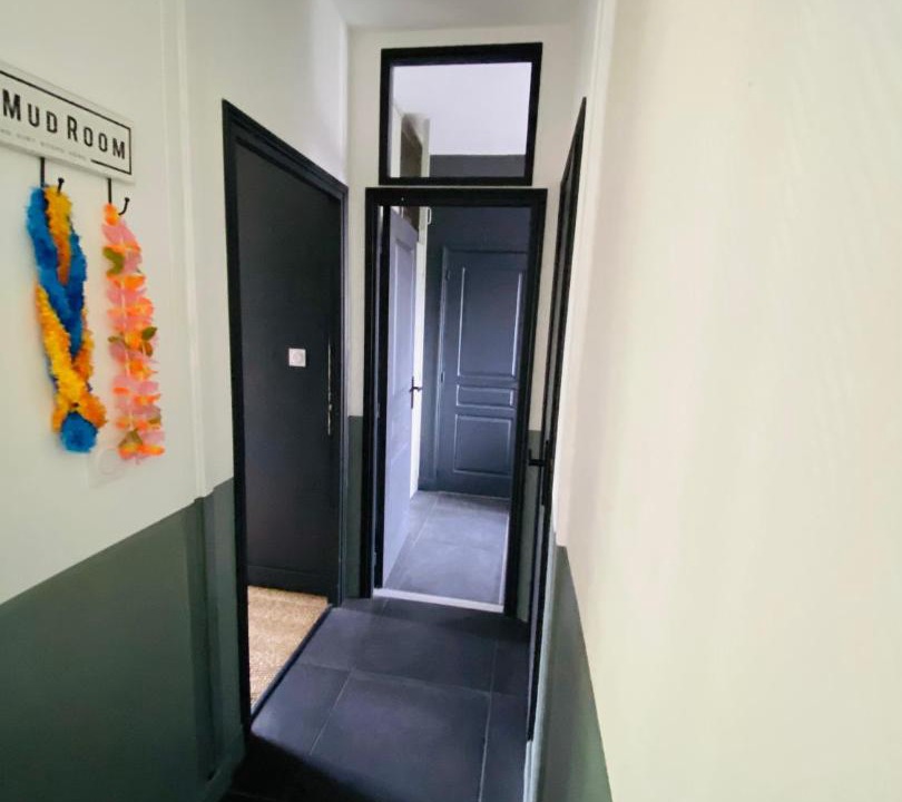 Photo of Others in Bollee