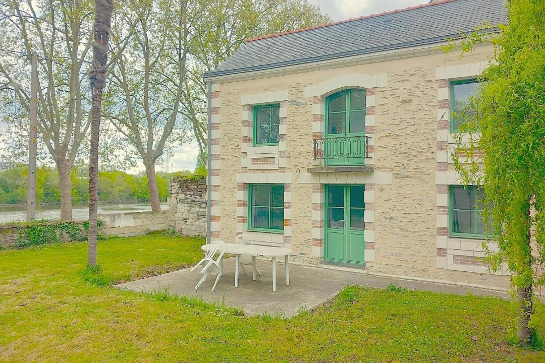 Photo of Others in Les Hauts de Saint-Aubin