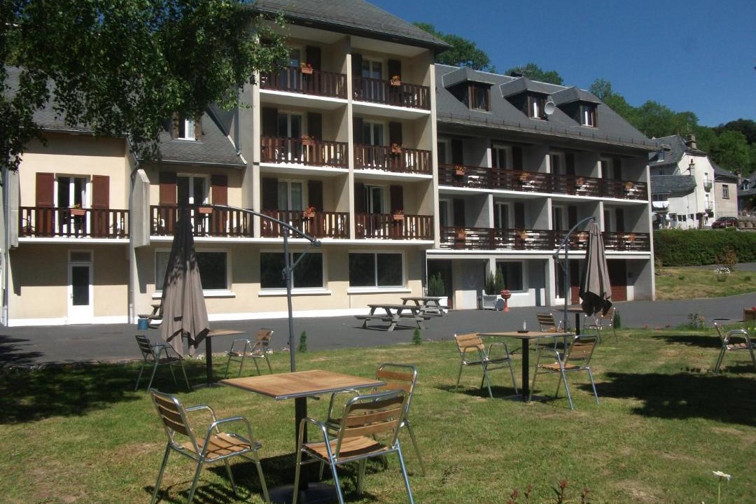 Photo of Others in Saint-Jacques-des-Blats