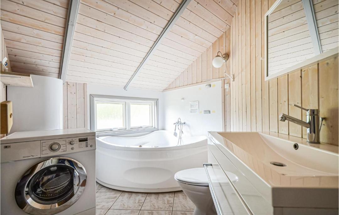 Photo of Bathroom in Knebel